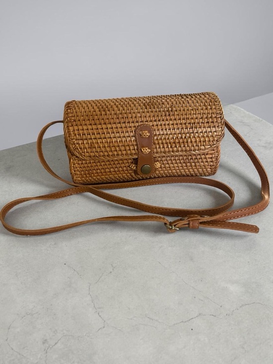 Handbags - Rectangular Rattan Crossbody Bag